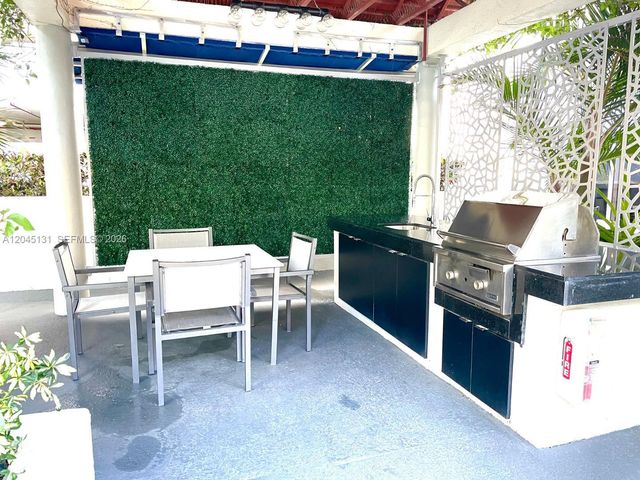 185 SE 14 Terrace 1413, Miami, FL 33131