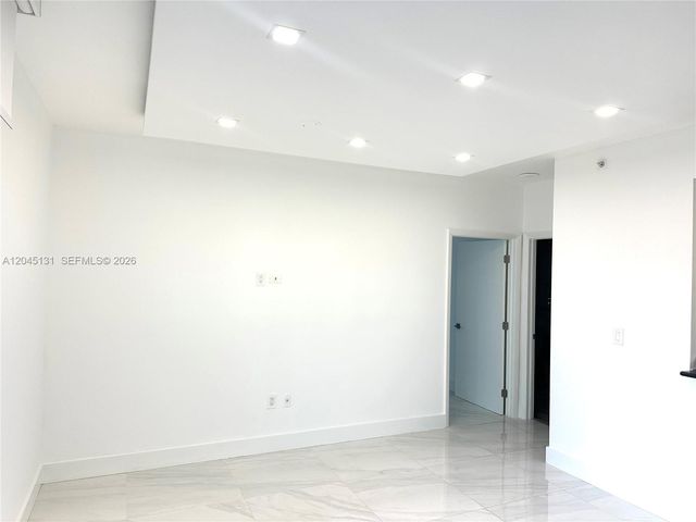 185 SE 14 Terrace 1413, Miami, FL 33131