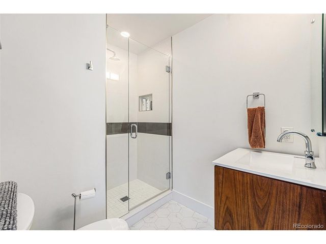 925 N Lincoln St 6F, Denver, CO 80203