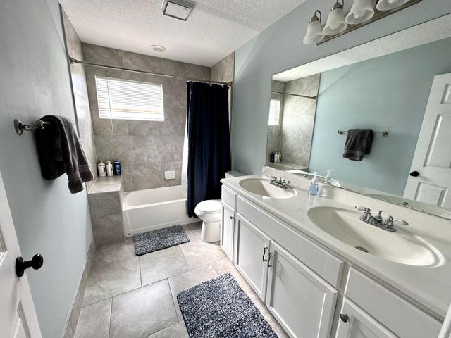 1000 Lake Breeze Drive, Wellington, FL 33414