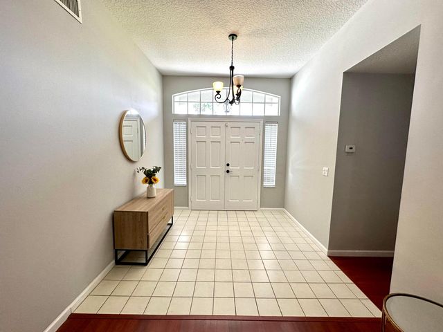 1000 Lake Breeze Drive, Wellington, FL 33414