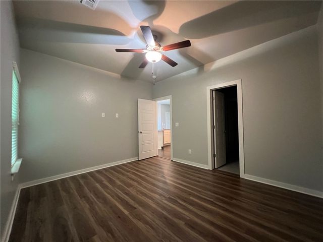 2415 SW Arbor Road, Bentonville, AR 72713
