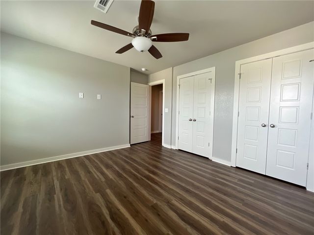 2415 SW Arbor Road, Bentonville, AR 72713
