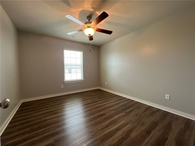 2415 SW Arbor Road, Bentonville, AR 72713