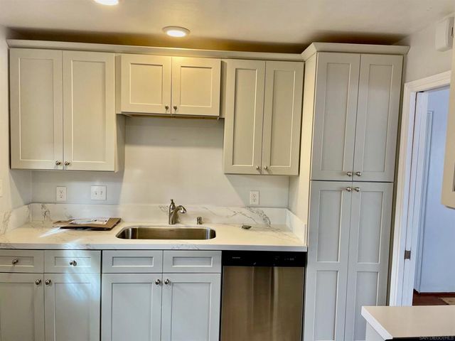 4652 64 Dawes St, San Diego, CA 92109