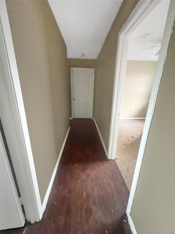 5410 Bungalow Lane, Houston, TX 77048