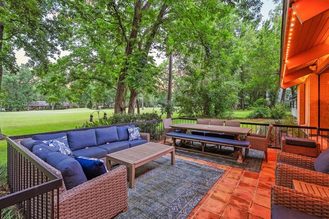 29 Winged Foot Drive, Conroe, TX 77304