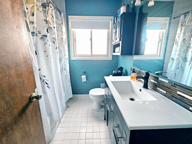 32330 Grandview Avenue, Westland, MI 48186