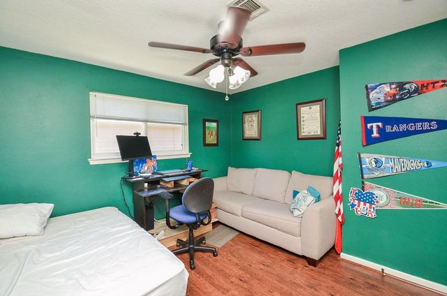 12506 Ella Lee Lane, Houston, TX 77077