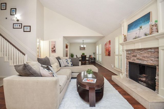 12506 Ella Lee Lane, Houston, TX 77077