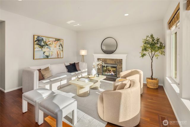 2441 31st Avenue NE, Issaquah, WA 98029