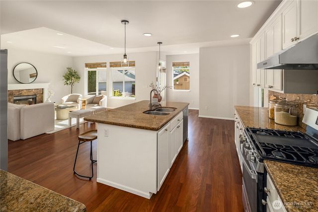 2441 31st Avenue NE, Issaquah, WA 98029