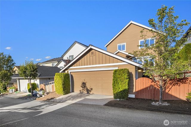 2441 31st Avenue NE, Issaquah, WA 98029