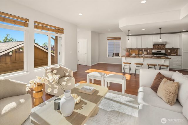 2441 31st Avenue NE, Issaquah, WA 98029