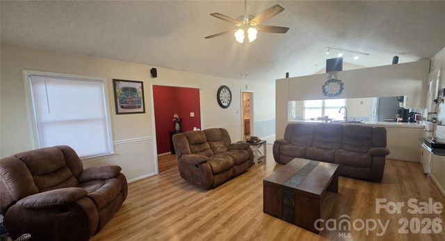 172 Oak Haven Drive 38, Statesville, NC 28625