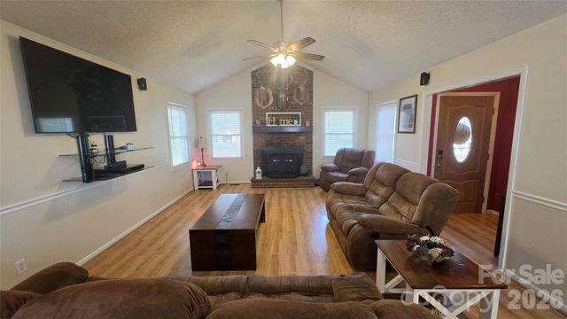 172 Oak Haven Drive 38, Statesville, NC 28625