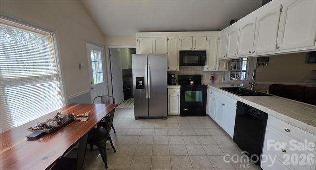 172 Oak Haven Drive 38, Statesville, NC 28625