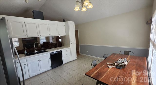 172 Oak Haven Drive 38, Statesville, NC 28625