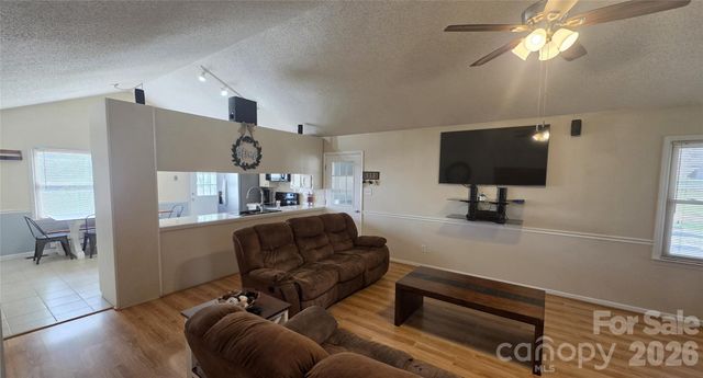 172 Oak Haven Drive 38, Statesville, NC 28625