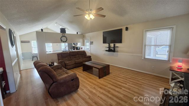 172 Oak Haven Drive 38, Statesville, NC 28625