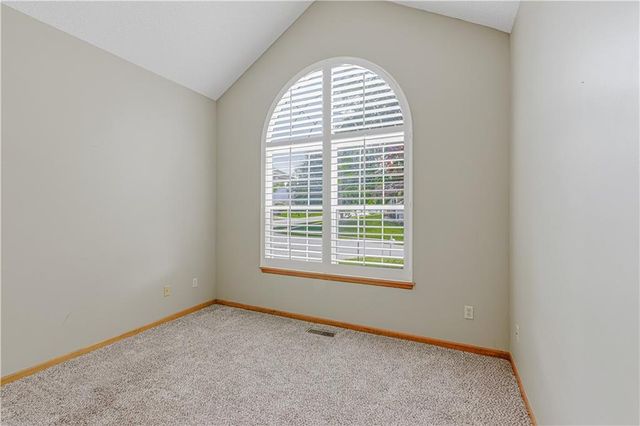 3320 HANTHORN Avenue, Independence, MO 64057