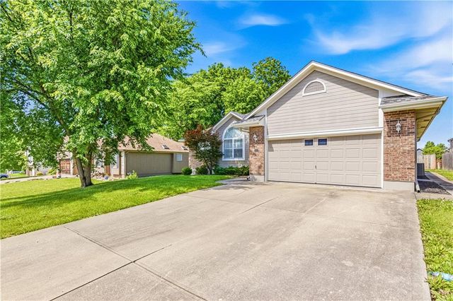 3320 HANTHORN Avenue, Independence, MO 64057