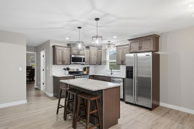 622 PROMENADE DR, Columbia, MO 65202