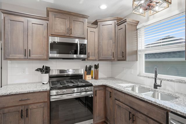 622 PROMENADE DR, Columbia, MO 65202