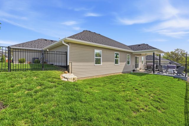 622 PROMENADE DR, Columbia, MO 65202