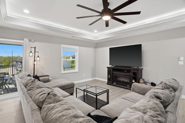 622 PROMENADE DR, Columbia, MO 65202