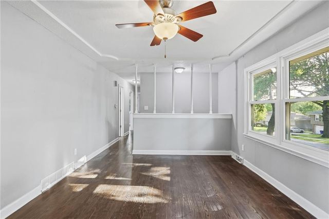 13211 Winchester Avenue, Grandview, MO 64030