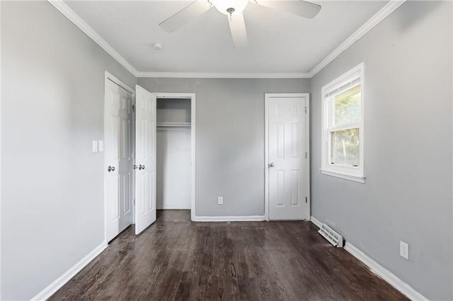 13211 Winchester Avenue, Grandview, MO 64030