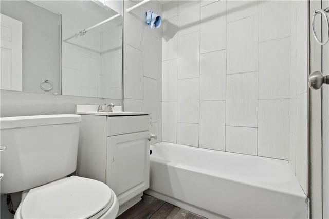 13211 Winchester Avenue, Grandview, MO 64030