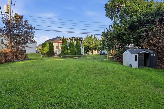 13211 Winchester Avenue, Grandview, MO 64030