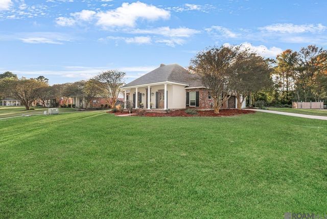 7622 Hickory Ridge Dr, Denham Springs, LA 70706