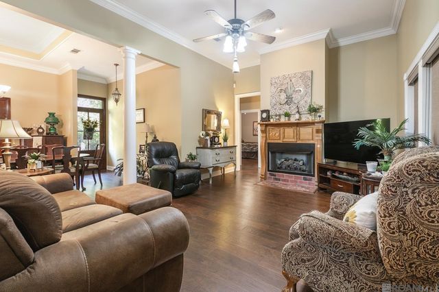 7622 Hickory Ridge Dr, Denham Springs, LA 70706