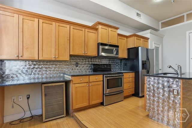 50 Barnard Street 203, Savannah, GA 31401