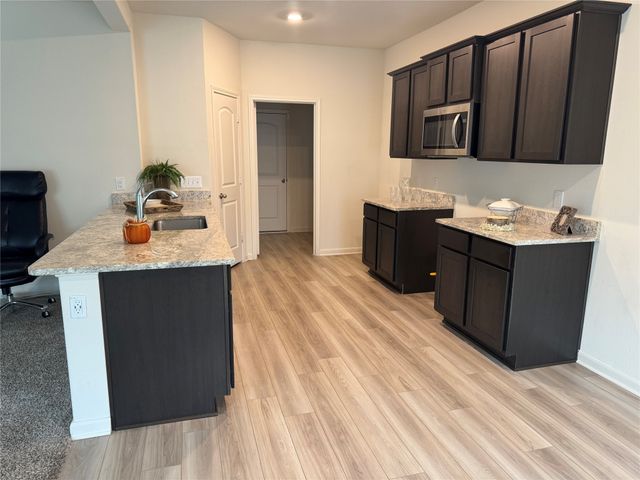 137 Sammy Fowler Avenue, Venus, TX 76084