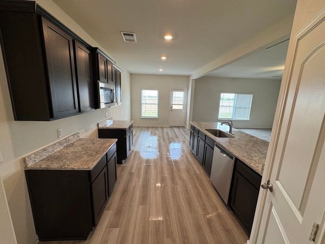 137 Sammy Fowler Avenue, Venus, TX 76084