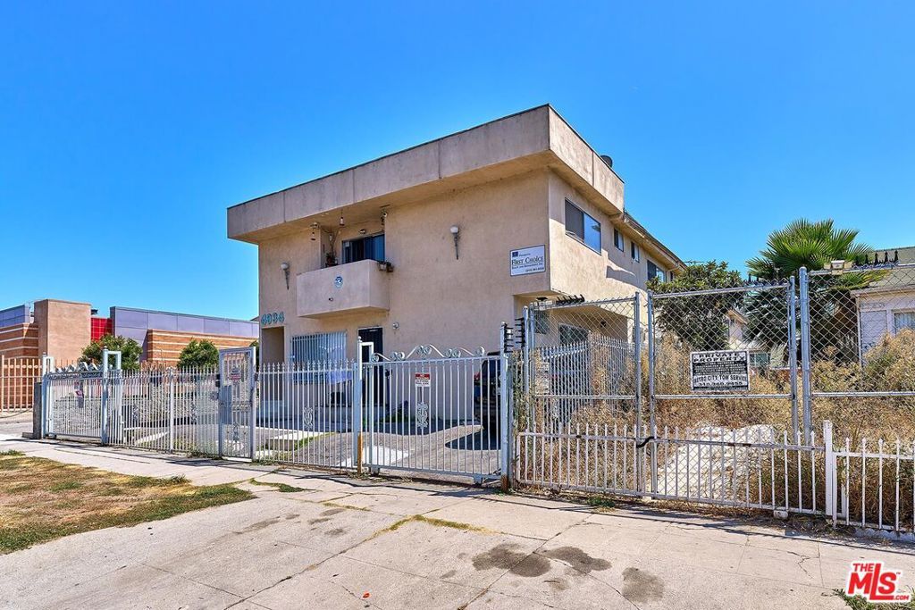 4934 Maplewood Avenue, Los Angeles, CA 90004 — exterior