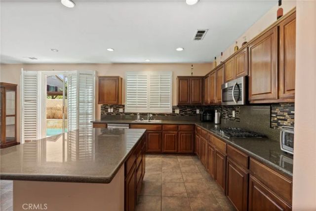 2300 Camellia Street, Palmdale, CA 93551