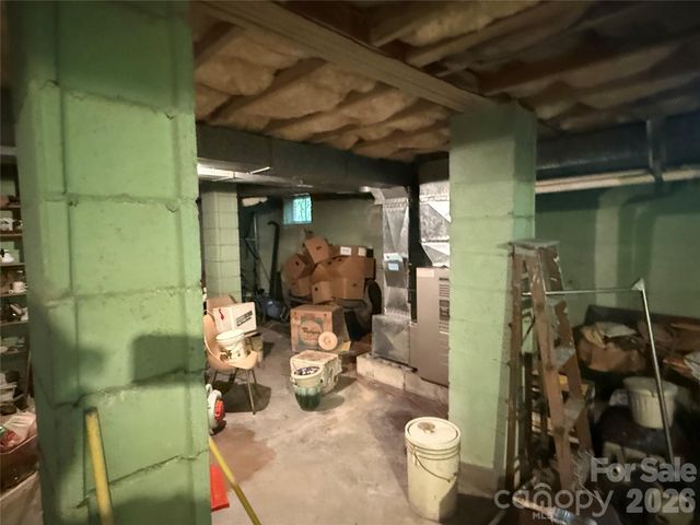 207 Ewbank Road, Etowah, NC 28729