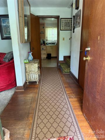 207 Ewbank Road, Etowah, NC 28729