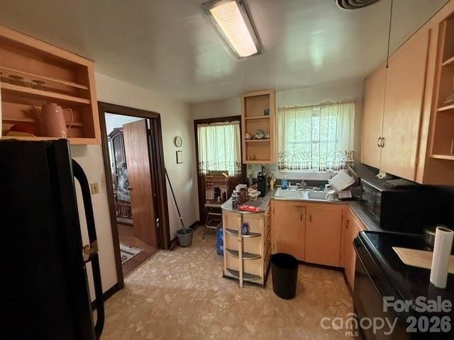 207 Ewbank Road, Etowah, NC 28729