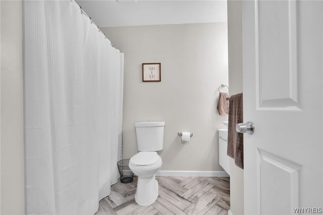 154 Garry Drive, West Seneca, NY 14224