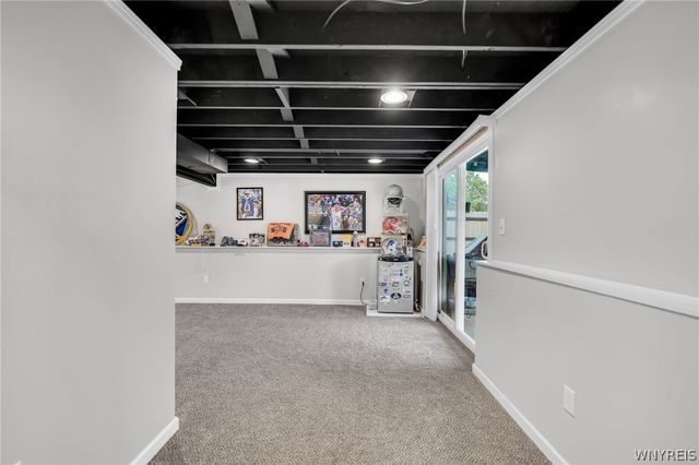 154 Garry Drive, West Seneca, NY 14224