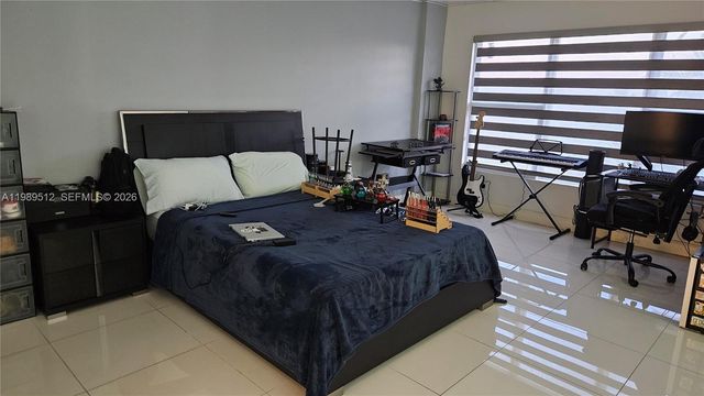 11111 Biscayne Blvd 3F, Miami, FL 33181