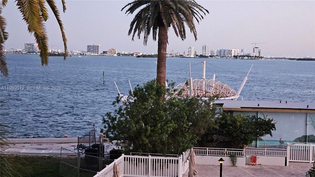 11111 Biscayne Blvd 3F, Miami, FL 33181