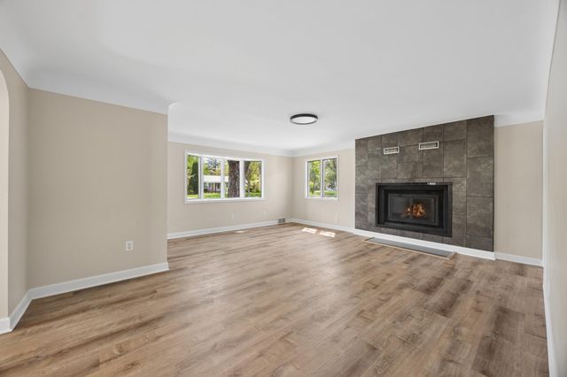 4515 Welcome Avenue N, Crystal, MN 55422