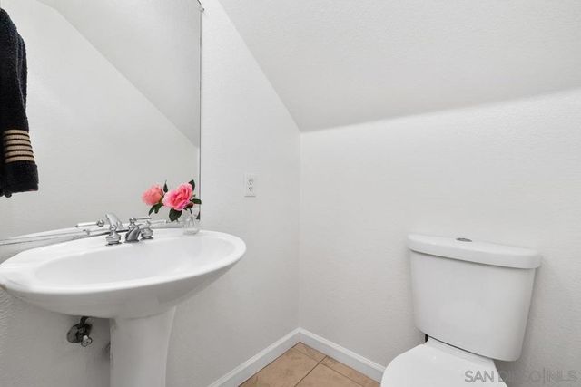 11087 Caminito Arcada, San Diego, CA 92131